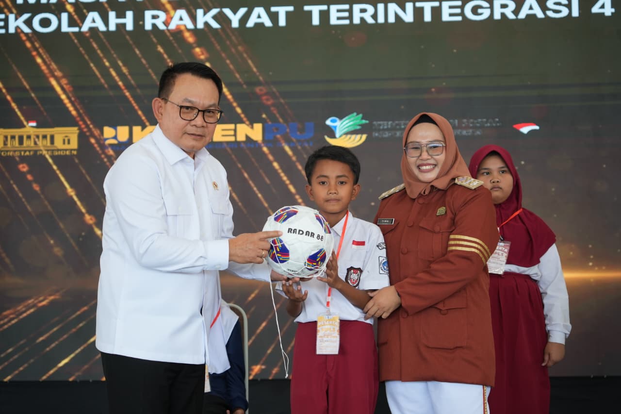 KDS Sambut Kunjungan Kepala Staf Kepresidenan, Sekolah Rakyat Terintegrasi 4 Kabupaten Bandung Resmi Gelar MPLS